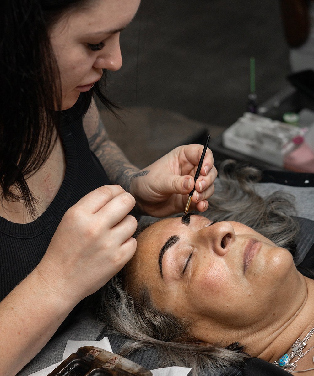 Brow tinting in Tuggerah