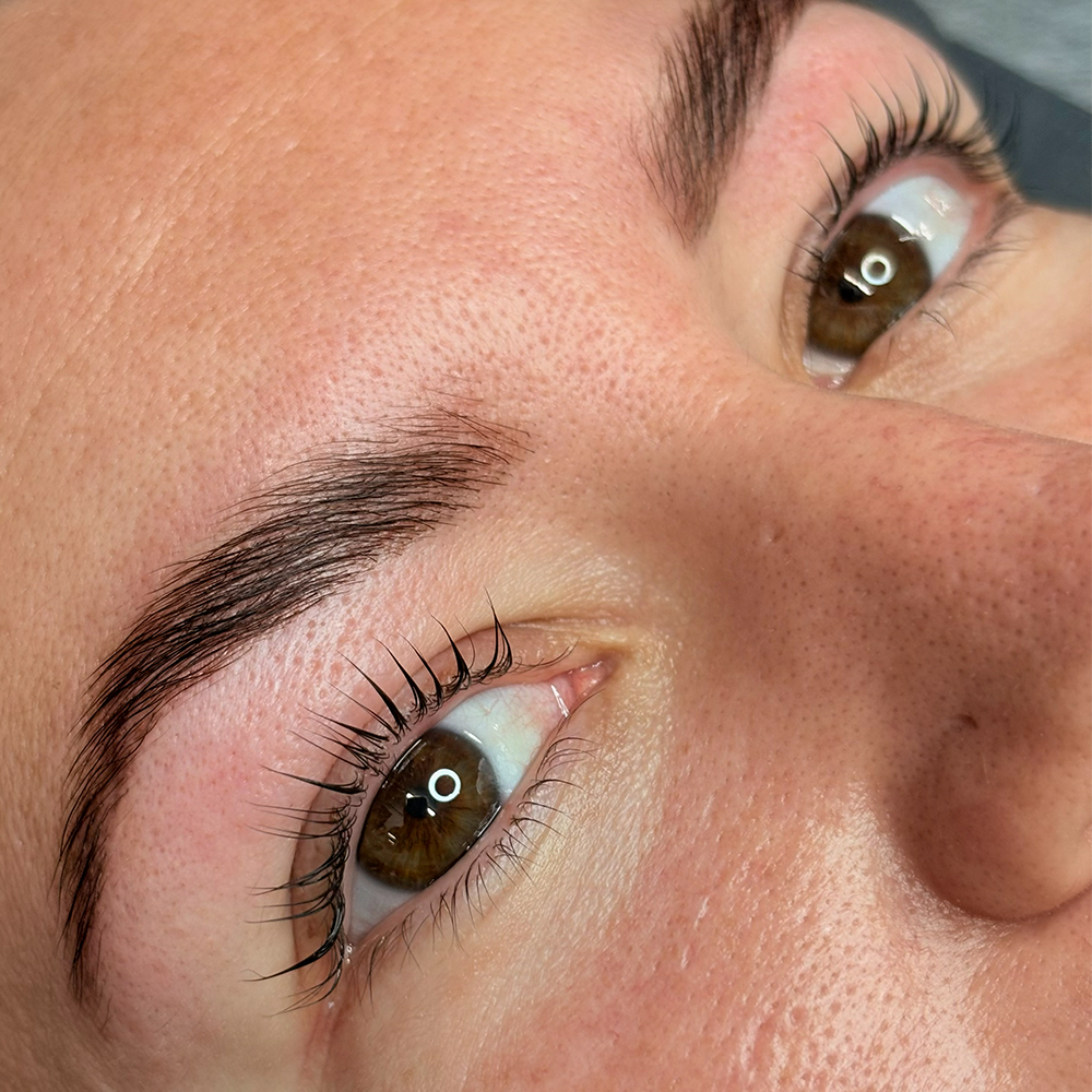Brow-Threading-Waxing